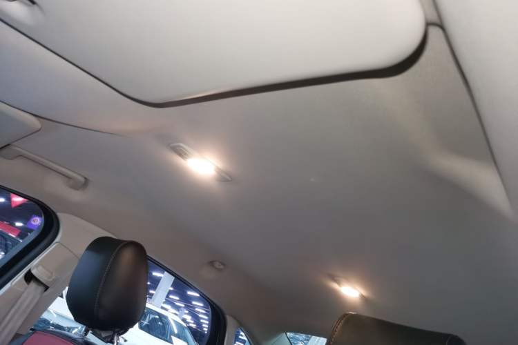 Used Ford Focus 2017 Sedan 1.6L Automatic Comfort Plus SmartDrive Edition
