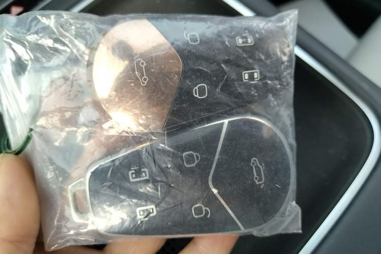 Used VOYAH Dream 2025 PHEV Four-Wheel-Drive Flagship Kunpeng Edition