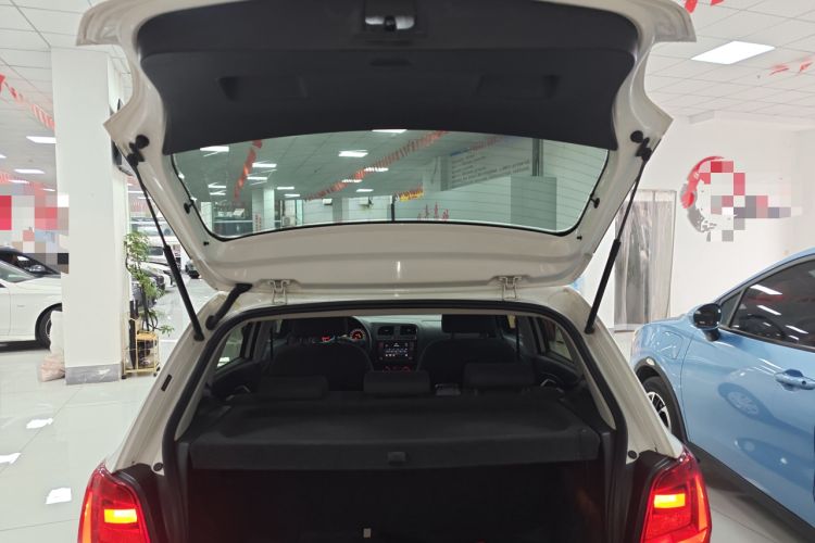 Used Volkswagen Polo 2016 1.4L Automatic Trendy Model
