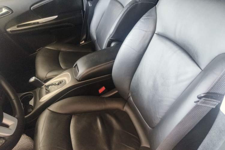 Used Dodge Journey 2014 2.4L Two-Wheel Drive Touring Edition