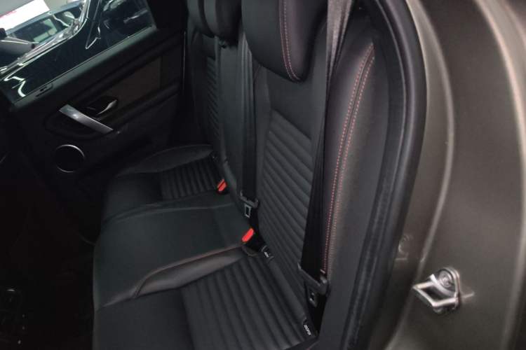 Used Land Rover Discovery Sport 2022 249 PS R-Dynamic SE Performance Tech Edition 5 Seats