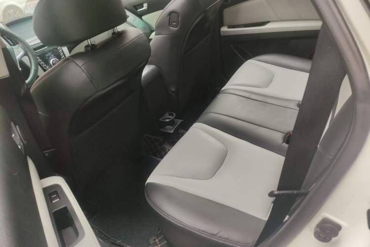 Used Luxgen U6 SUV 2014 1.8T Fashion Edition
