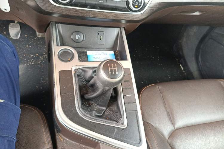 Used FORTHING Joyear X5 2017 1.6L Manual Luxury Model
