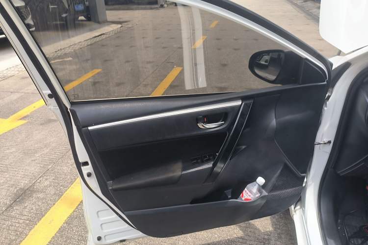 Used Toyota Corolla 2017 Revised Version 1.2T S-CVT GL