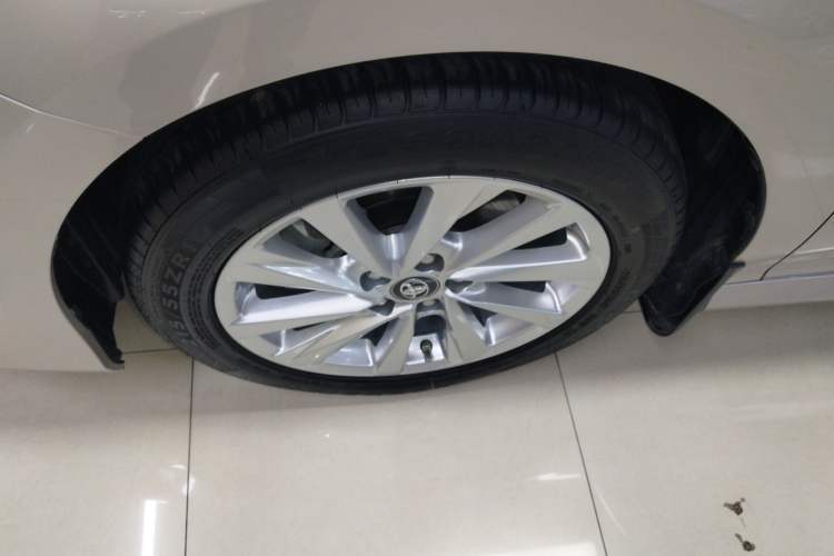 Used Toyota Camry 2021 2.0G Luxury Edition
