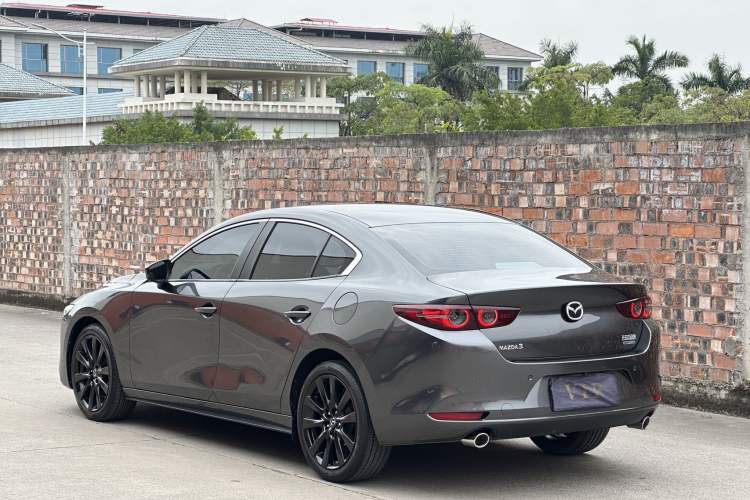 Used Mazda Mazda 3 Axela 2022 2.0L Automatic Zhi Rui Obsidian Edition