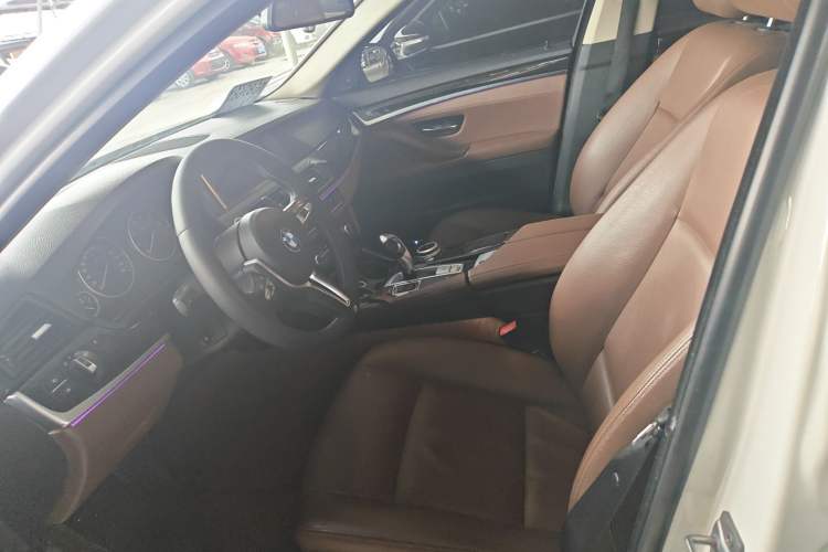 Used BMW 5 Series 2014 525Li Leading Model