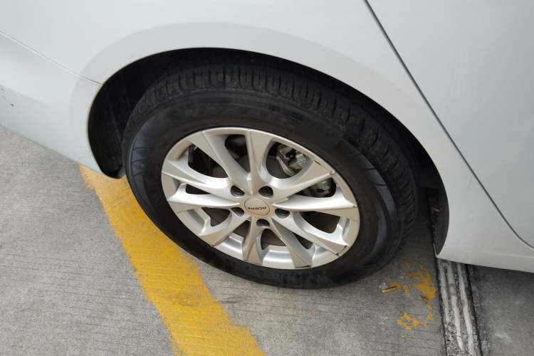 Used Roewe i5 2024 1.5L CVT Luxury Edition