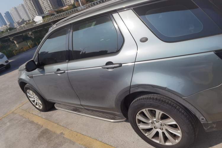 Used Land Rover Discovery Sport 2018 240 PS SE Version
