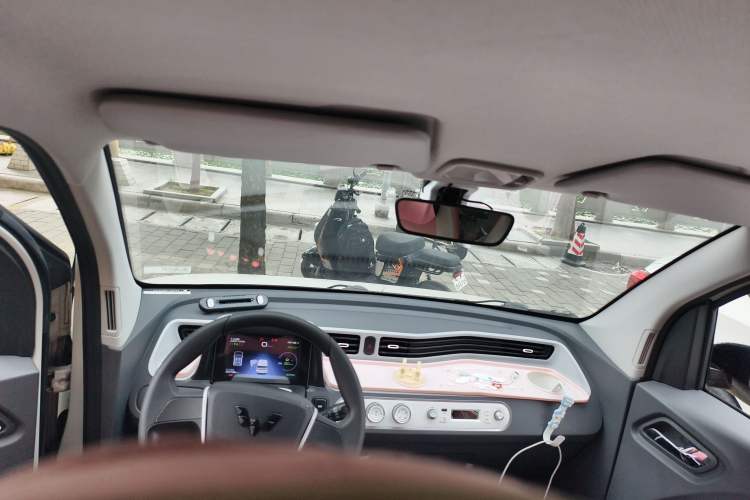 Used Wuling Hongguang MINIEV 2021 Macaron Fashion Edition Lithium-Ion Battery
