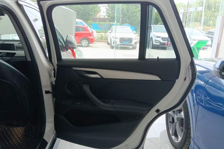 Used BMW X1 2019 sDrive20Li Leading Model
