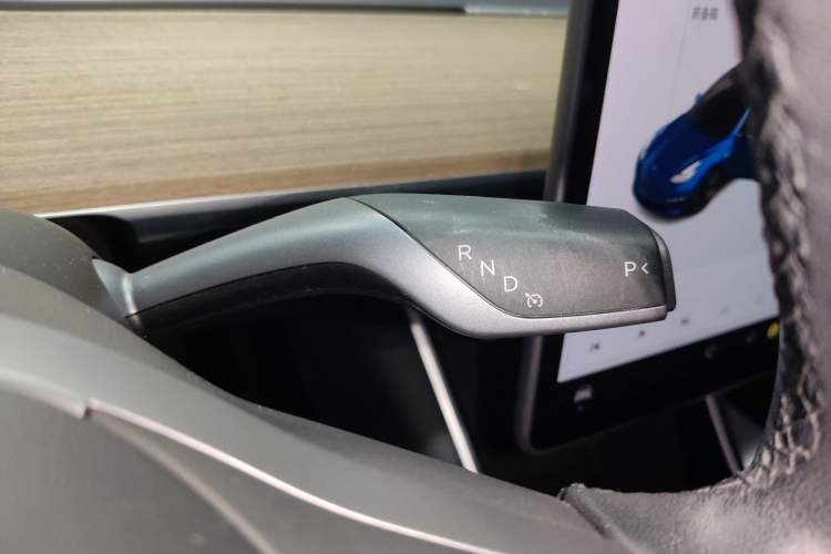 Used Tesla Model 3 2020 Long-Range Rear-Wheel-Drive Version
