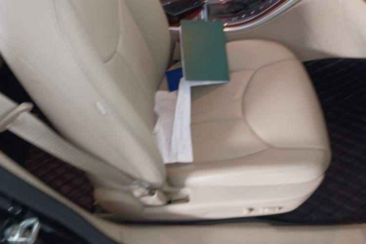 Used Roewe 950 2015 1.8T Luxury Edition