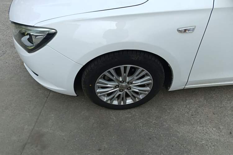 Used Buick GT 2017 15N Automatic Elite Version