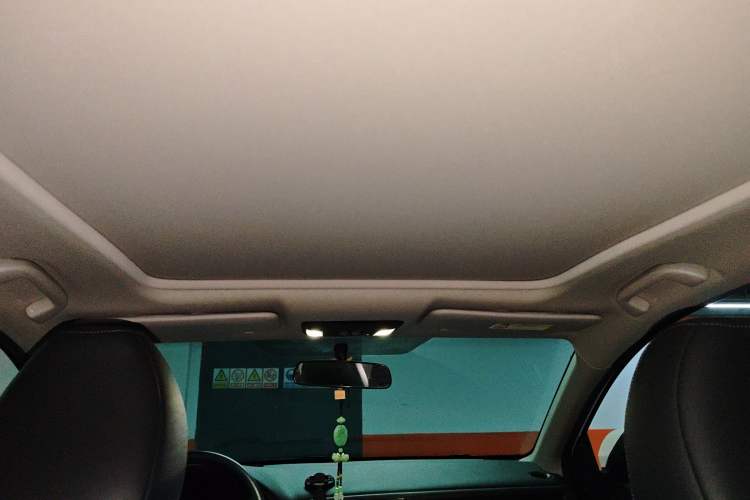 Used Honda Vezel 2020 1.5L CVT Pioneer Edition
