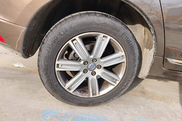 Used Volvo XC60 2017 T5 AWD Smart Range Edition
