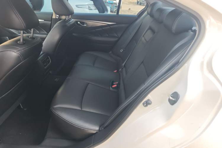 Used Infiniti Q50L 2015 2.0T Enjoyment Edition