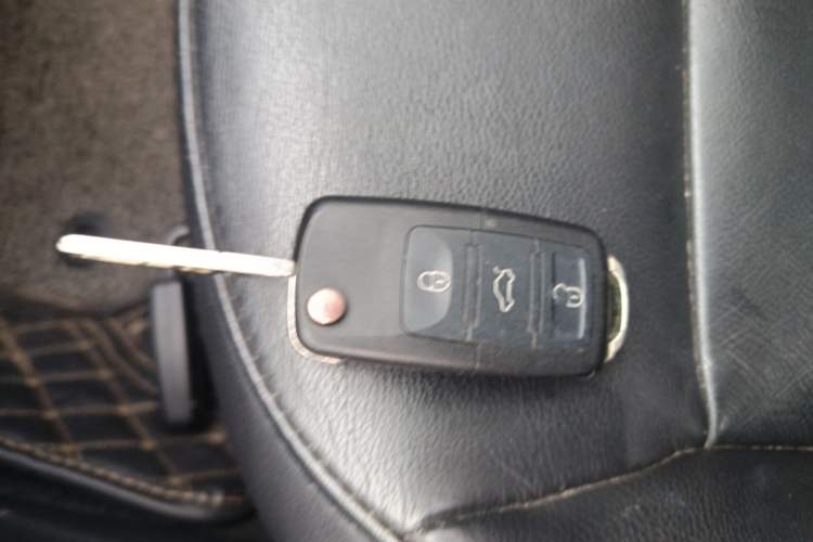 Used Volkswagen Gran Lavida 2013 1.6L Automatic Comfort Model
