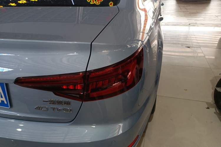 Used Audi A4L 2018 30th Anniversary Edition 40 TFSI Fashion Model