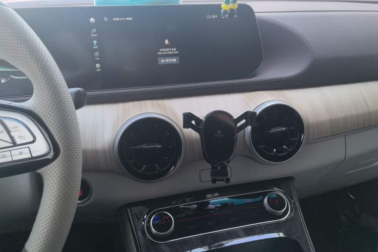 Used FORTHING Yacht 2022 1.5T DCT Chasing-the-Waves Edition