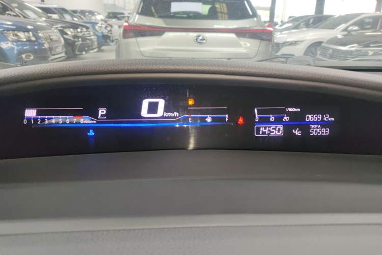 Used Honda Jade 2017 1.8L Automatic Classic Edition 5 seats