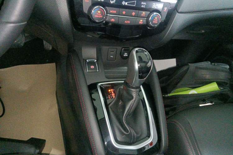 Used Nissan Qashqai 2022 2.0L CVT XV Premier Luxury Edition