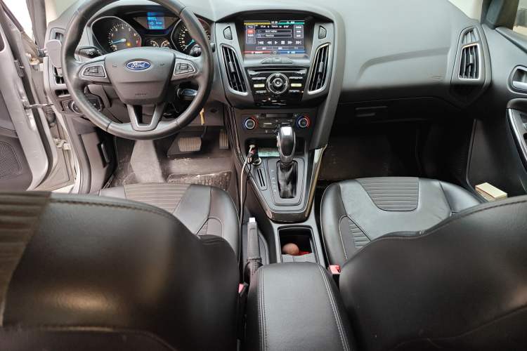 Used Ford Focus 2015 Sedan 1.6L Automatic Trend Model
