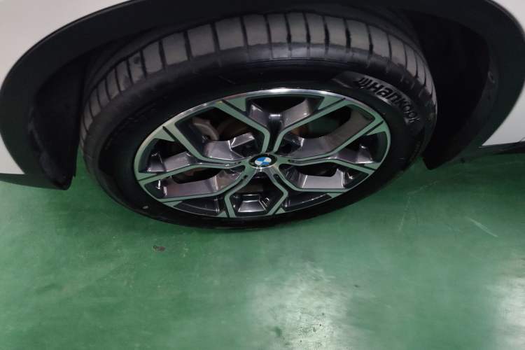 Used BMW X1 2020 sDrive25Li Leading Model
