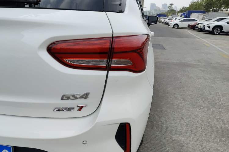 Used GAC Trumpchi GS4 2018 235T Automatic Two-Wheel Drive Luxury Smart Connectivity Millionth Anniversary Edition