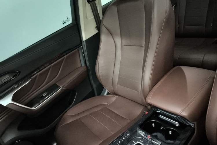 Used Wey VV5 2017 2.0T Flagship Edition
