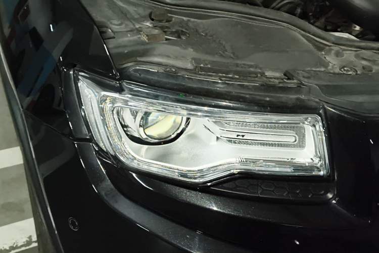 Used  Grand Cherokee (Import) 2014 3.6L Elite Navigation Edition