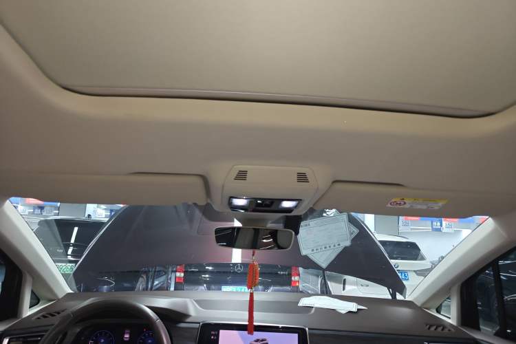 Used Volkswagen Viloran 2022 380TSI Prestige Edition
