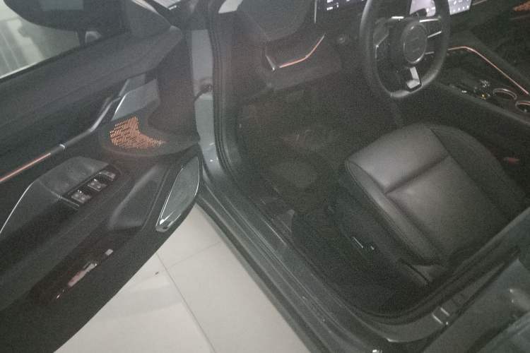 Used Zeekr 001 2022 Long-Range Dual-Motor WE Edition
