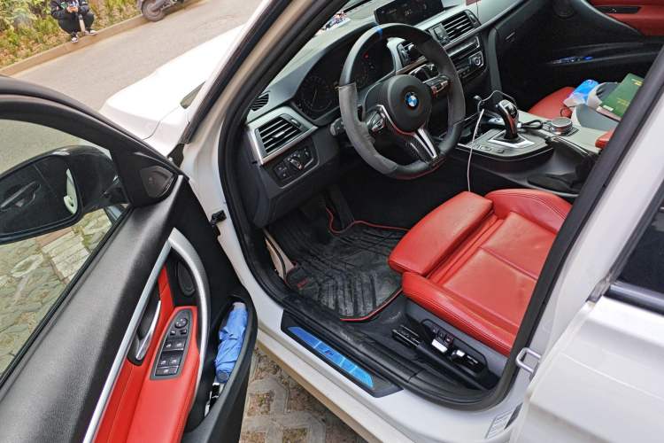 Used BMW 3 Series 2018 330i M Sport Night Edition
