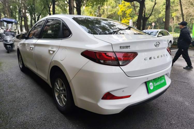 Used Hyundai Celesta 2020 1.6L Automatic GL Enjoyable Edition