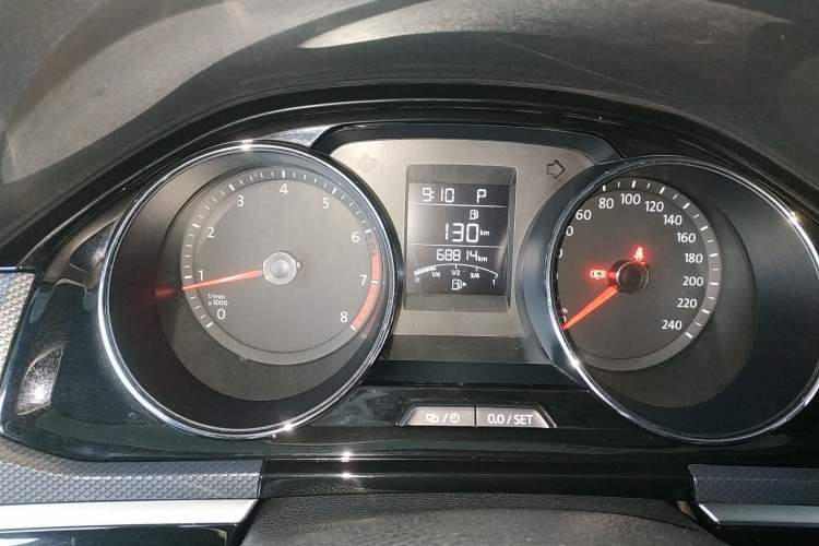 Used Volkswagen C-TREK 2017 230TSI DSG Comfort Version
