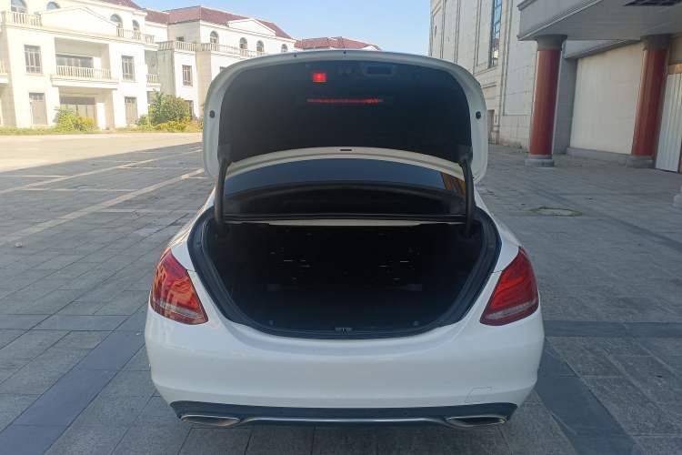 Used Mercedes-Benz C-Class 2015 C 200 L 4MATIC
