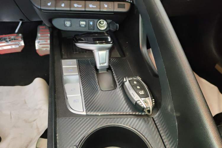 Used Hyundai Elantra 2023 1.5L CVT LUX Prestige Edition