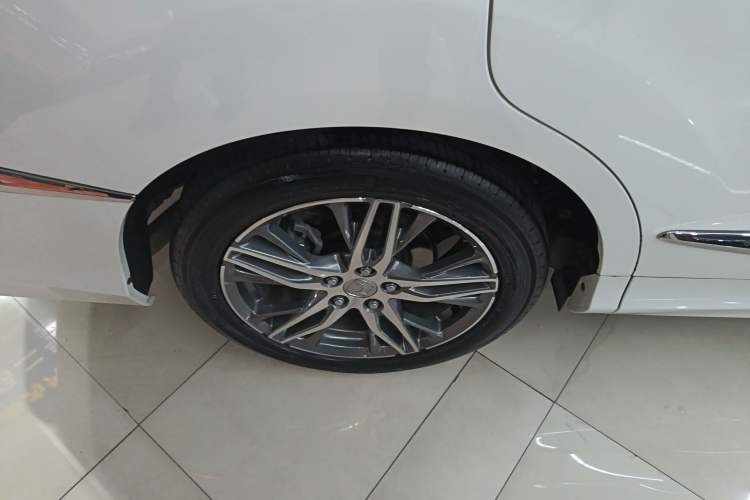 Used Honda Elysion 2019 2.0L Hybrid Supreme Edition
