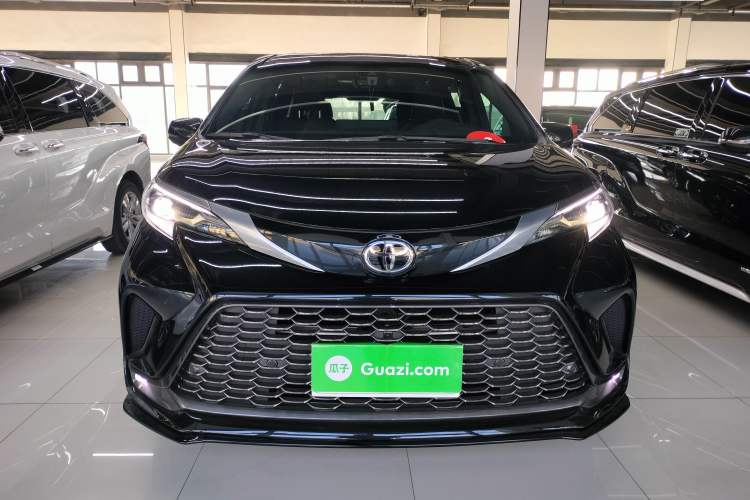 Used Toyota Granvia 2024 2.5L Hybrid Prestige PLUS Four-Wheel Drive Version