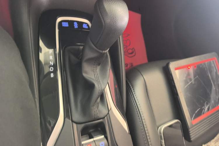 Used Toyota Corolla 2021 Dual-Motor 1.8L E-CVT Elite Edition