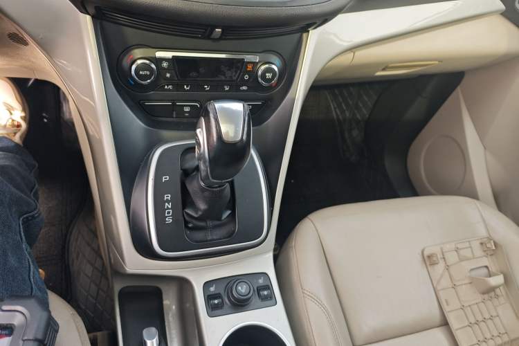 Used Ford Kuga 2013 1.6L GTDi 4x4 Elite Model
