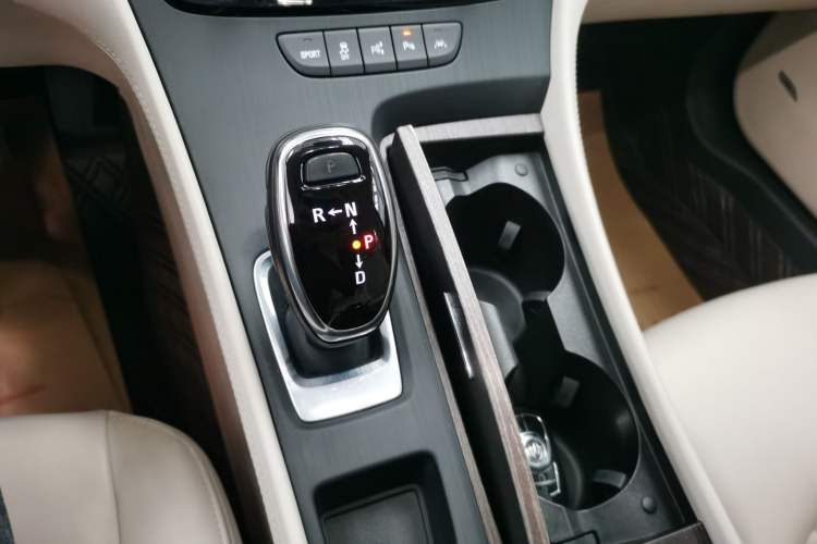 Used Buick LaCrosse 2022 Avenir Avia First Edition
