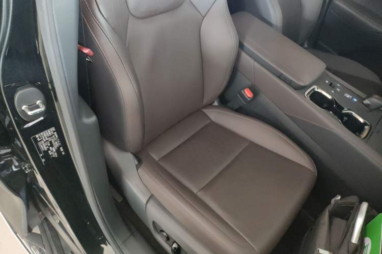 Used Lexus RX 2023 350h Two-Wheel Drive Comfort Edition