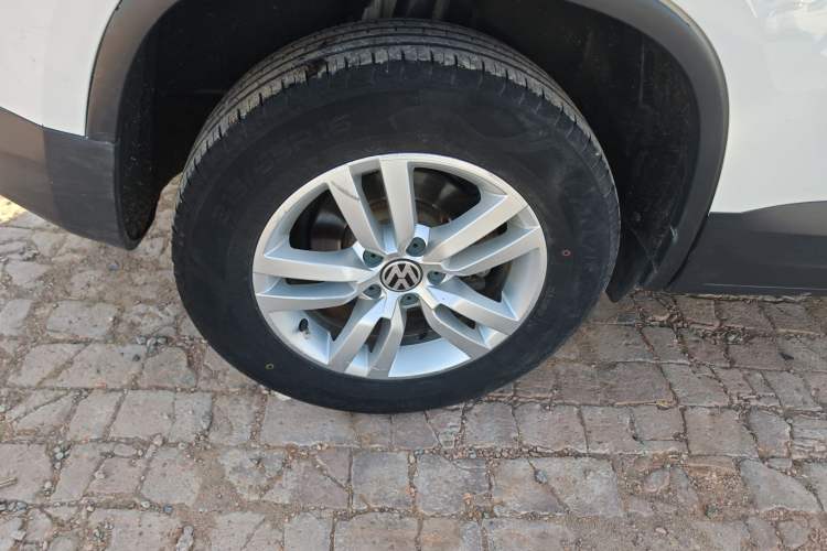 Used Volkswagen Tiguan 2015 1.8TSI Automatic Two-Wheel Drive Trend Edition
