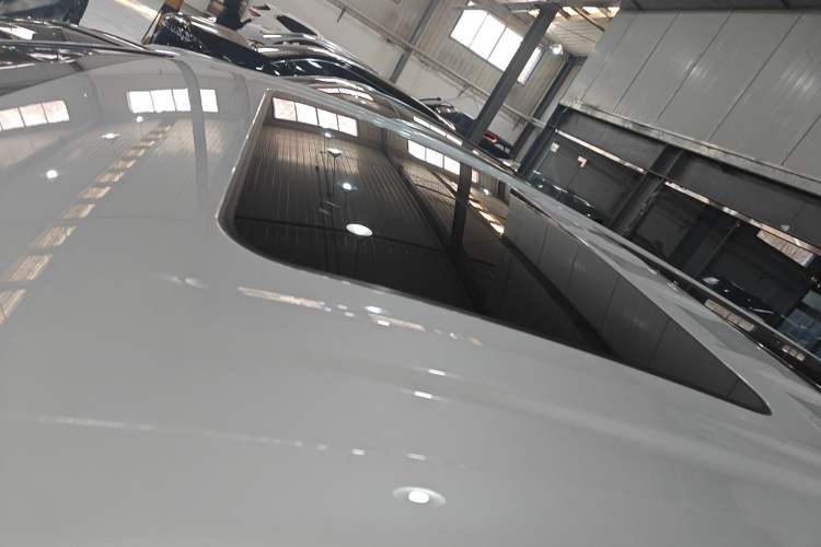 Used Buick GL8 New Energy 2024 Lu Zun Luxury Edition 7-Seater
