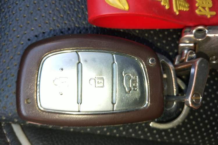 Used Hyundai ix25 2015 1.6L Automatic Two-Wheel Drive Smart GLS Trim
