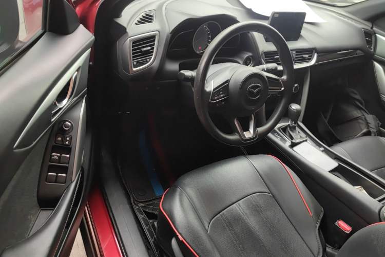 Used Mazda CX-4 2018 2.0L Automatic Two-Wheel Drive Blue Sky Exploration Version China V Standard