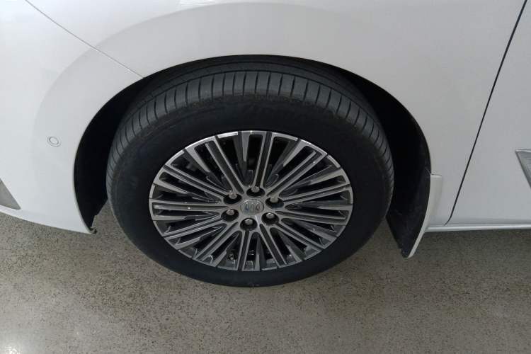 Used Buick GL8 New Energy 2024 Lu Zun Luxury Edition 7-Seater
