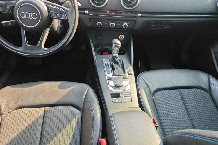 Used Audi A3 2020 Limousine 35 TFSI Fashion Edition China VI Emission Standard
